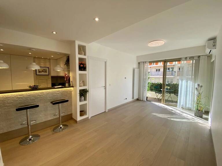 NICE/PARC IMPERIAL - 2P 40.50 m2  - GRAND BALCON — photo 1