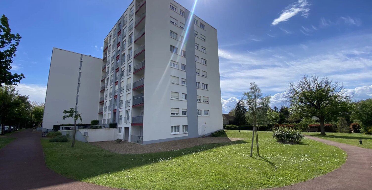 BEL APPARTEMENT 70 M² DANS RESIDENCE SECURISEE — photo 1