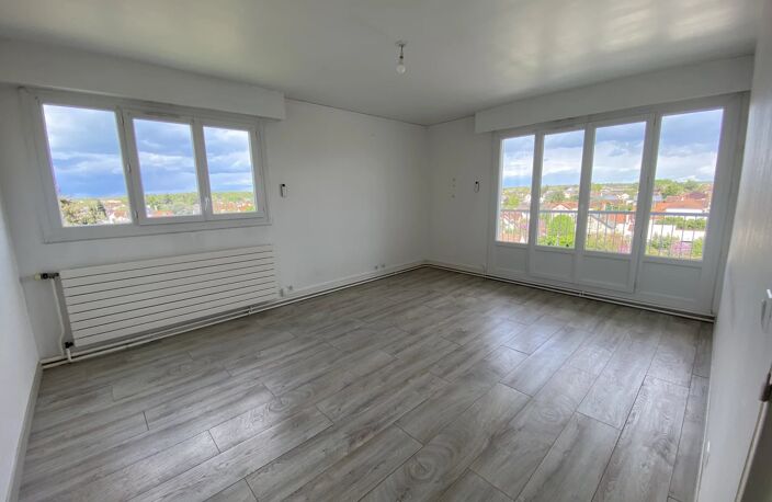 BEL APPARTEMENT 70 M² DANS RESIDENCE SECURISEE — photo 2