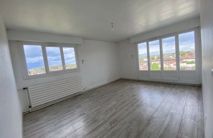 BEL APPARTEMENT 70 M² DANS RESIDENCE SECURISEE — photo 3