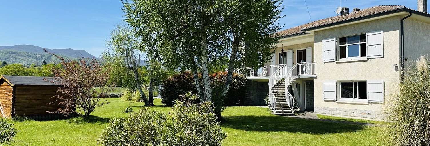 Maison 9 Pièces 250 m² à vendre à Lorp-Sentaraille (09190)