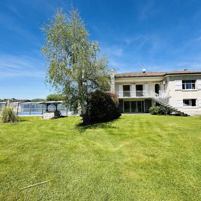 Maison 9 pièces 349000 €