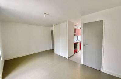 location appartement 475 € CC /mois à proximité de Le Landreau (44430)
