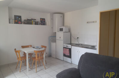 location appartement 498 € CC /mois à proximité de Saint-Aubin-des-Ormeaux (85130)