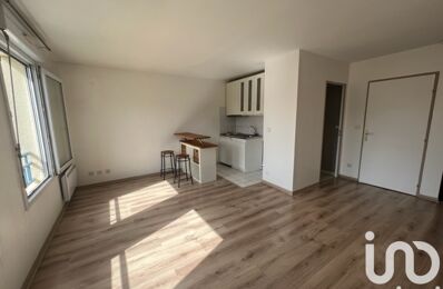 appartement 1 pièces 30 m2 à vendre à Voisins-le-Bretonneux (78960)