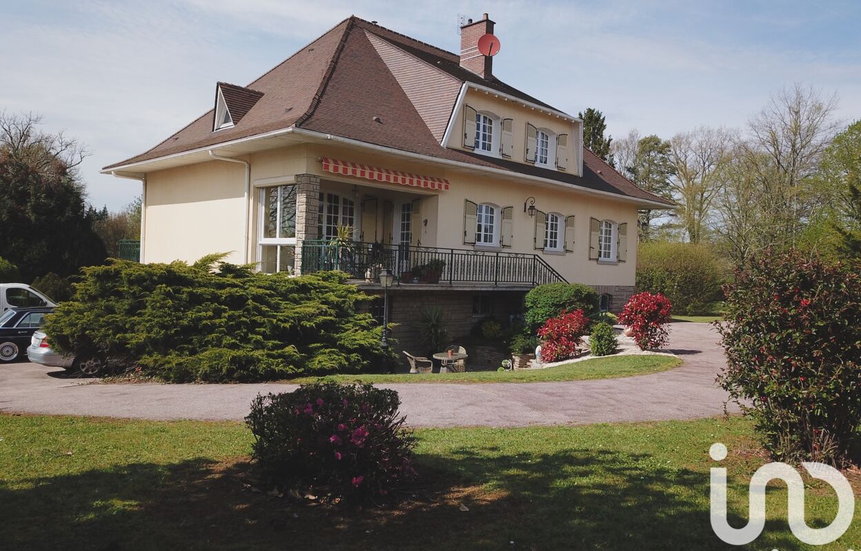 maison 10 pièces 260 m2 à vendre à Rochechouart (87600)