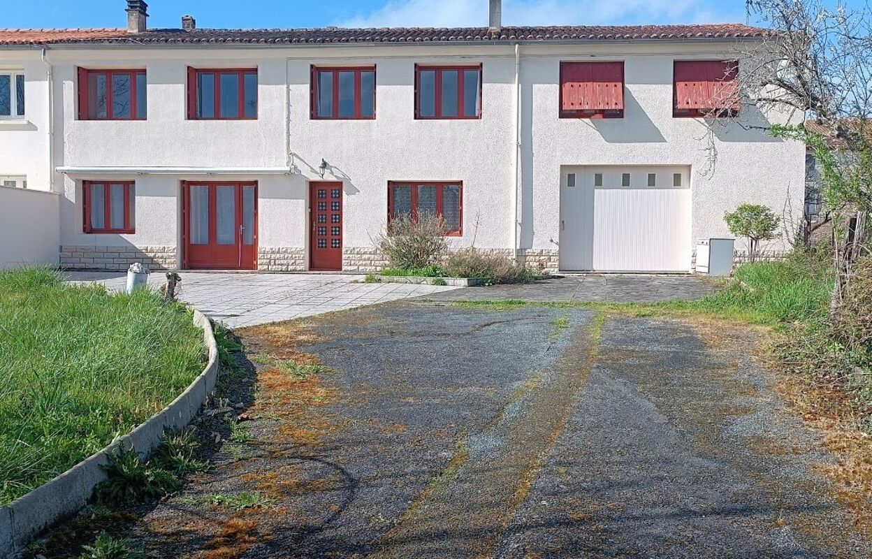 maison 6 pièces 150 m2 à vendre à Nieul-Lès-Saintes (17810)