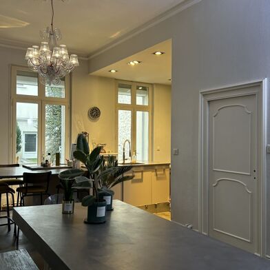 Maison 7 pièces 220 m²