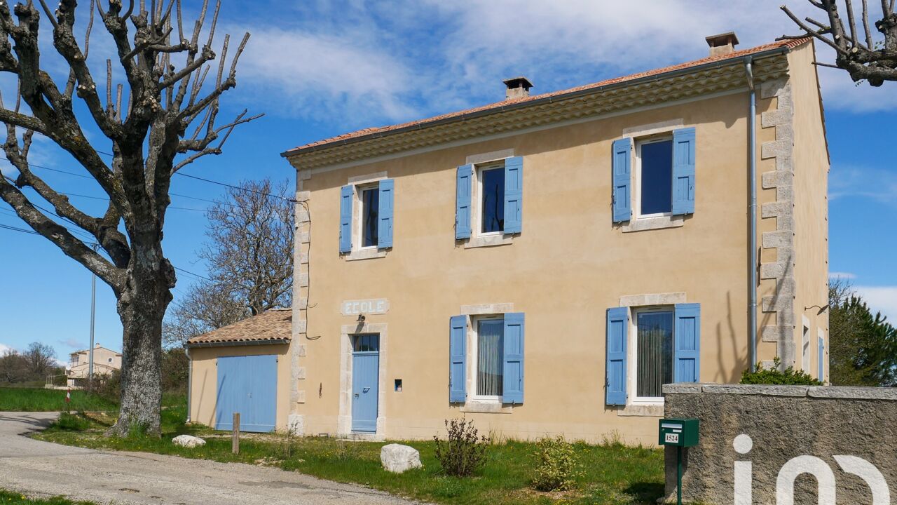 maison 5 pièces 106 m2 à vendre à Simiane-la-Rotonde (04150)