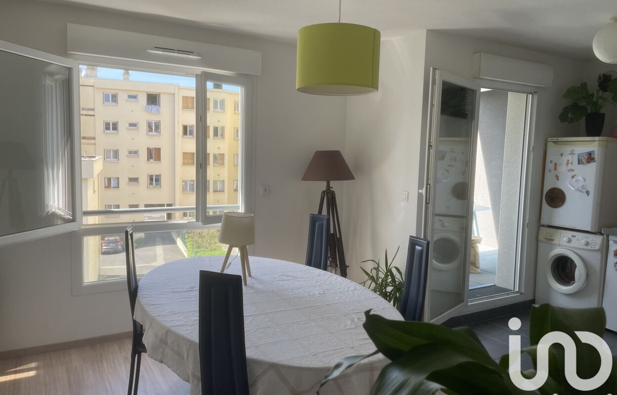 appartement 2 pièces 43 m2 à vendre à Clermont-Ferrand (63000)