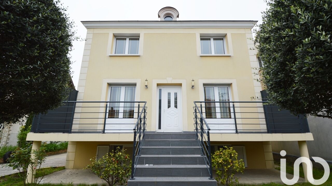 maison 7 pièces 155 m2 à vendre à Ormesson-sur-Marne (94490)
