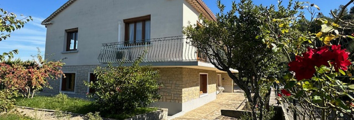 Maison 6 Pièces 182 m² à vendre à Saint-Paul-Trois-Châteaux (26130)