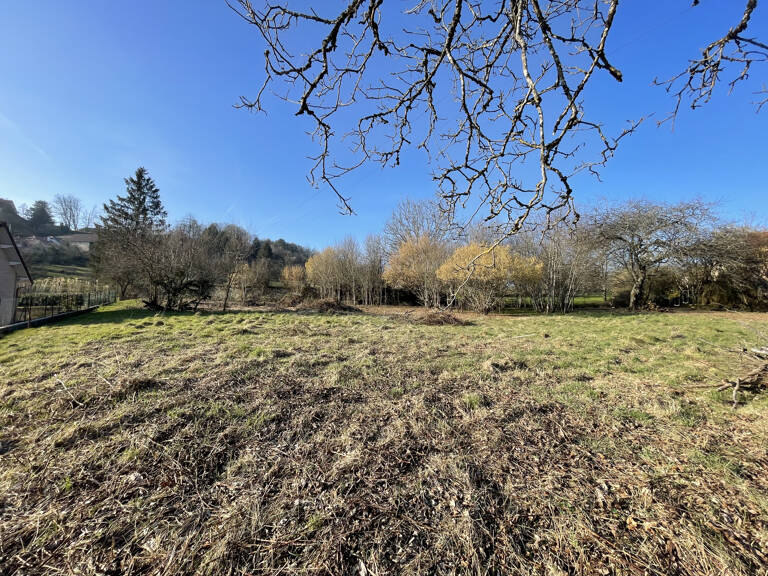 Vente beau terrain constructible de 21,52 ares à Gouhenans 2 — photo 1
