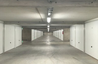 garage  pièces 13 m2 à louer à Marseille 6 (13006)