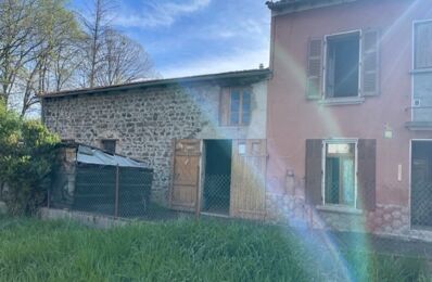 vente maison 93 000 € à proximité de Auzat-la-Combelle (63570)