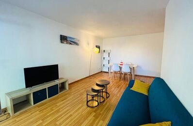 location appartement 1 150 € CC /mois à proximité de Sadirac (33670)