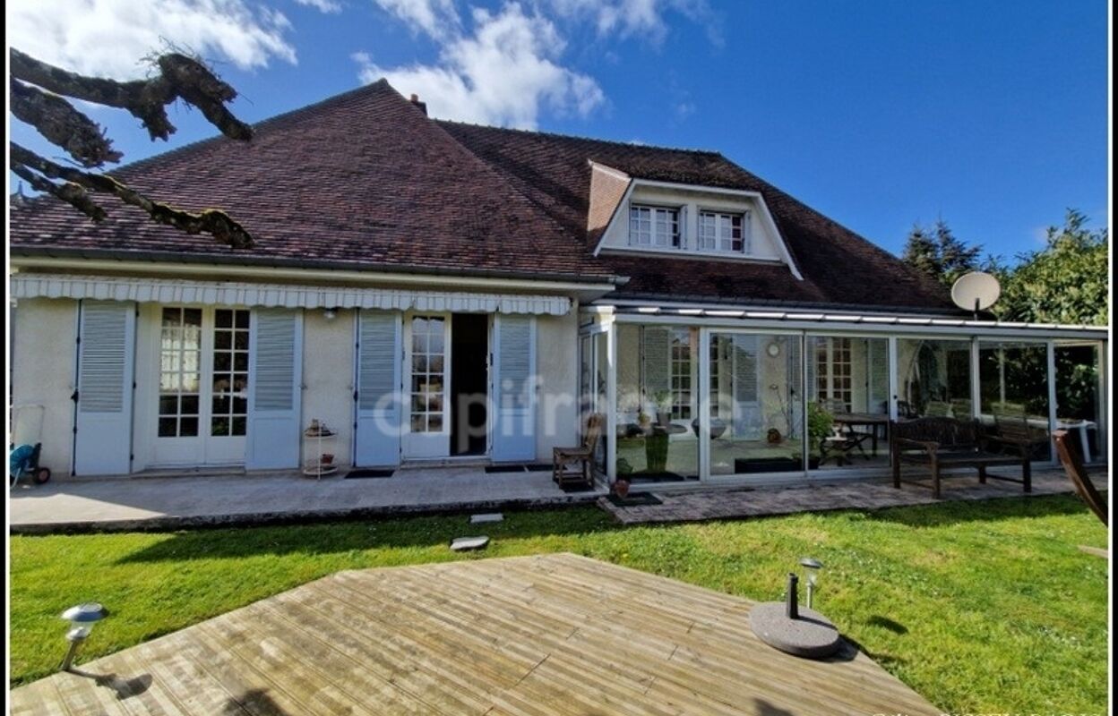 maison 5 pièces 165 m2 à vendre à Mont-Saint-Sulpice (89250)