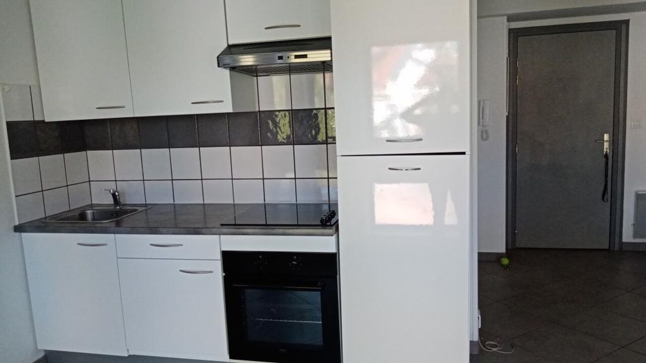 appartement 2 pièces 43 m2 à louer à Saint-Étienne (42000)