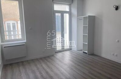 location appartement 390 € CC /mois à proximité de Orleix (65800)