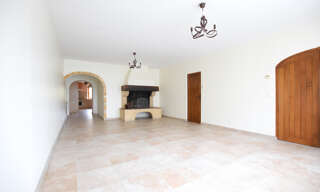 Maison 10 Pièces 260 m² à vendre à Les Essarts-le-Roi (78690)