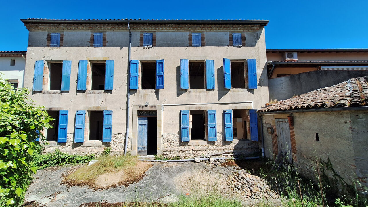 maison 10 pièces 340 m2 à vendre à Saint-Paul-Cap-de-Joux (81220)