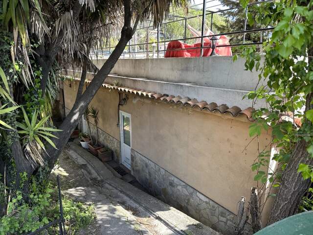 Batiment individuel de deux logements en toute Propriété ! — photo du bien