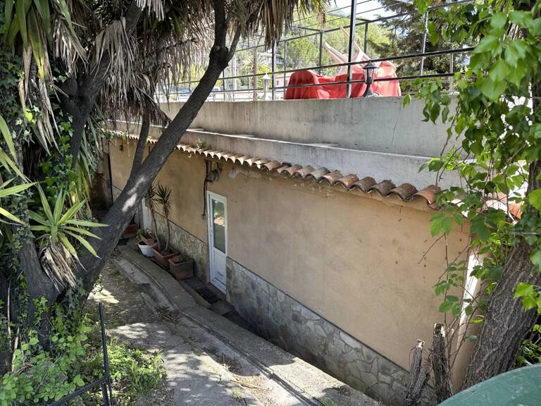 Batiment individuel de deux logements en toute Propriété ! — photo 1