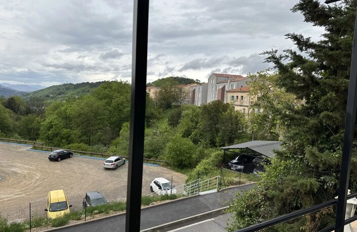 Batiment individuel de deux logements en toute Propriété ! — photo 3