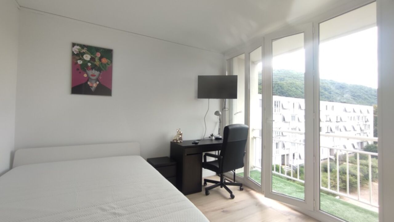 appartement 5 pièces 77 m2 à louer à Saint-Martin-d'Hères (38400)