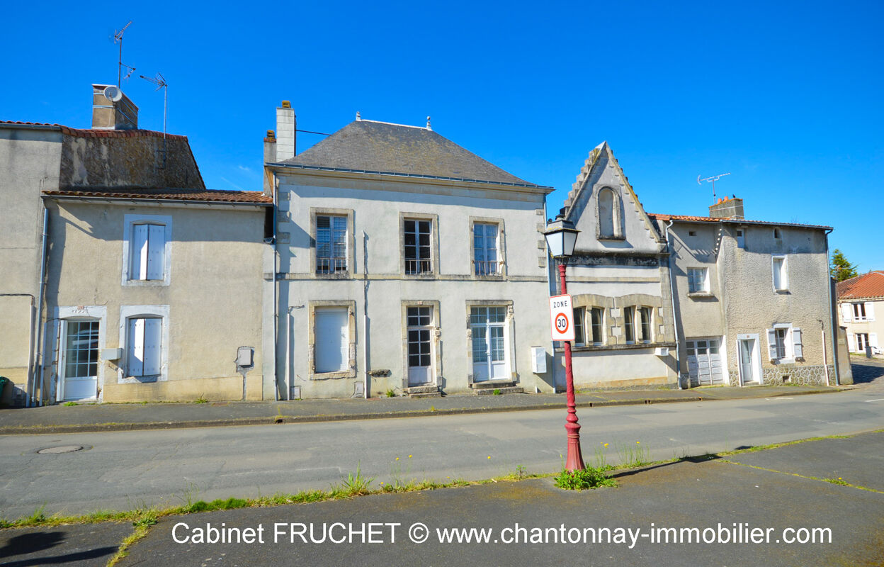 maison 12 pièces 363 m2 à vendre à Chantonnay (85110)
