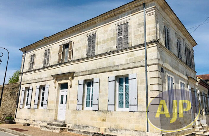 Maison bourgeoise à faire revivre au coeur du Médoc ! — photo 2