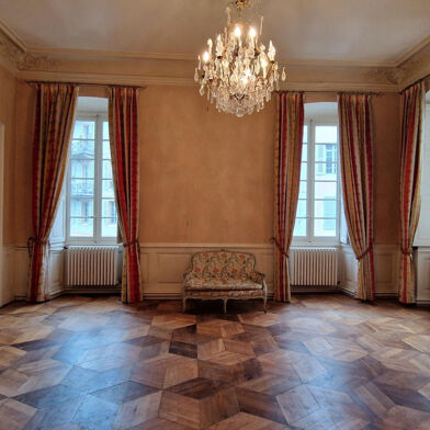 Appartement 6 pièces 399000 €