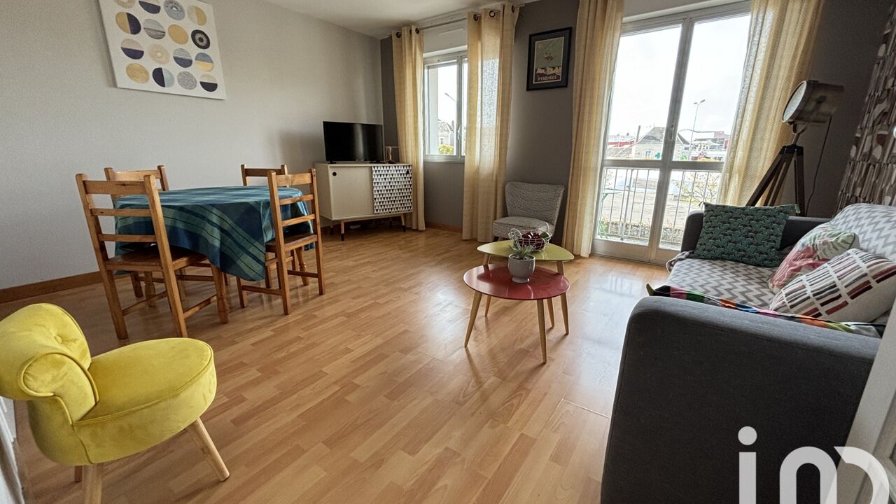 appartement 3 pièces 74 m2 à vendre à Parthenay (79200)