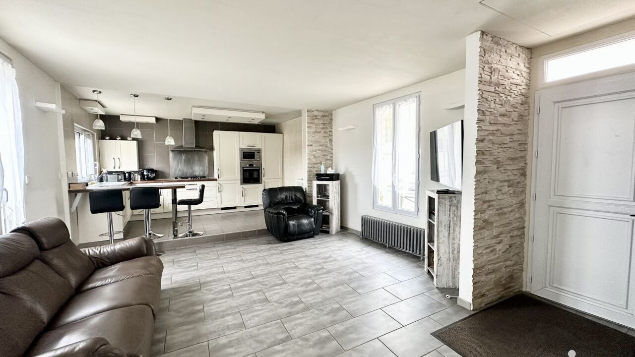 maison 6 pièces 102 m2 à vendre à Champagne-sur-Seine (77430)