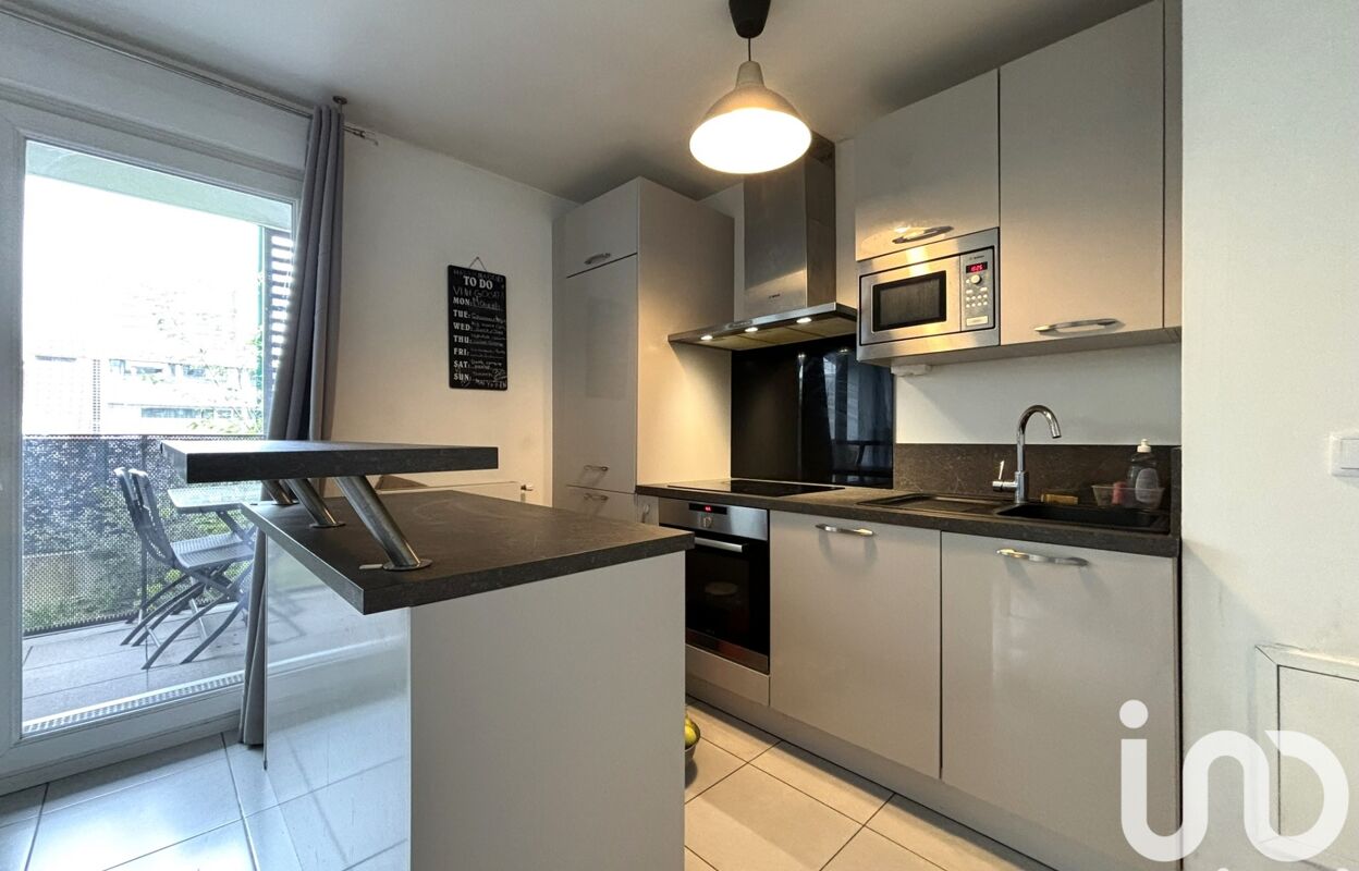 appartement 4 pièces 74 m2 à vendre à Noisy-le-Grand (93160)
