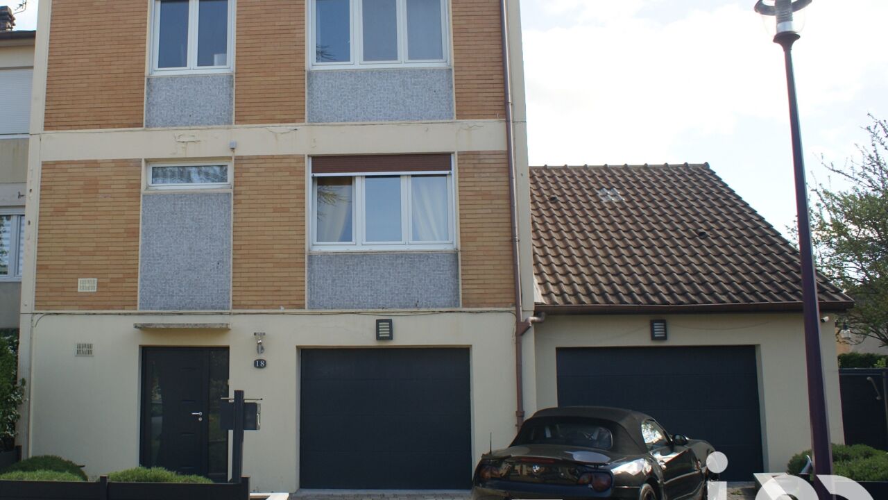 maison 5 pièces 105 m2 à vendre à Moulins-Lès-Metz (57160)