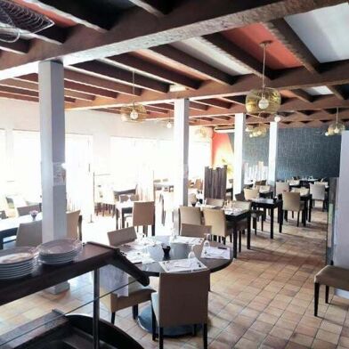 Commerce  320000 €