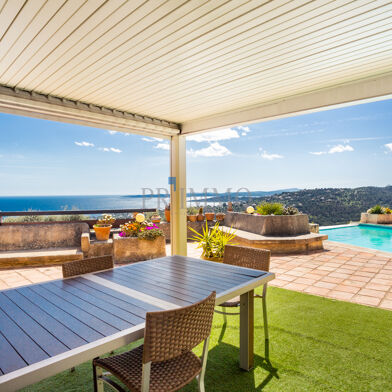 Maison 8 pièces 2415000 €