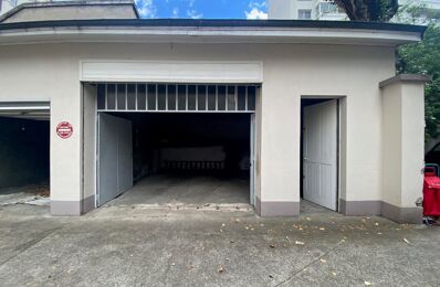 garage  pièces 18 m2 à louer à Grenoble (38000)