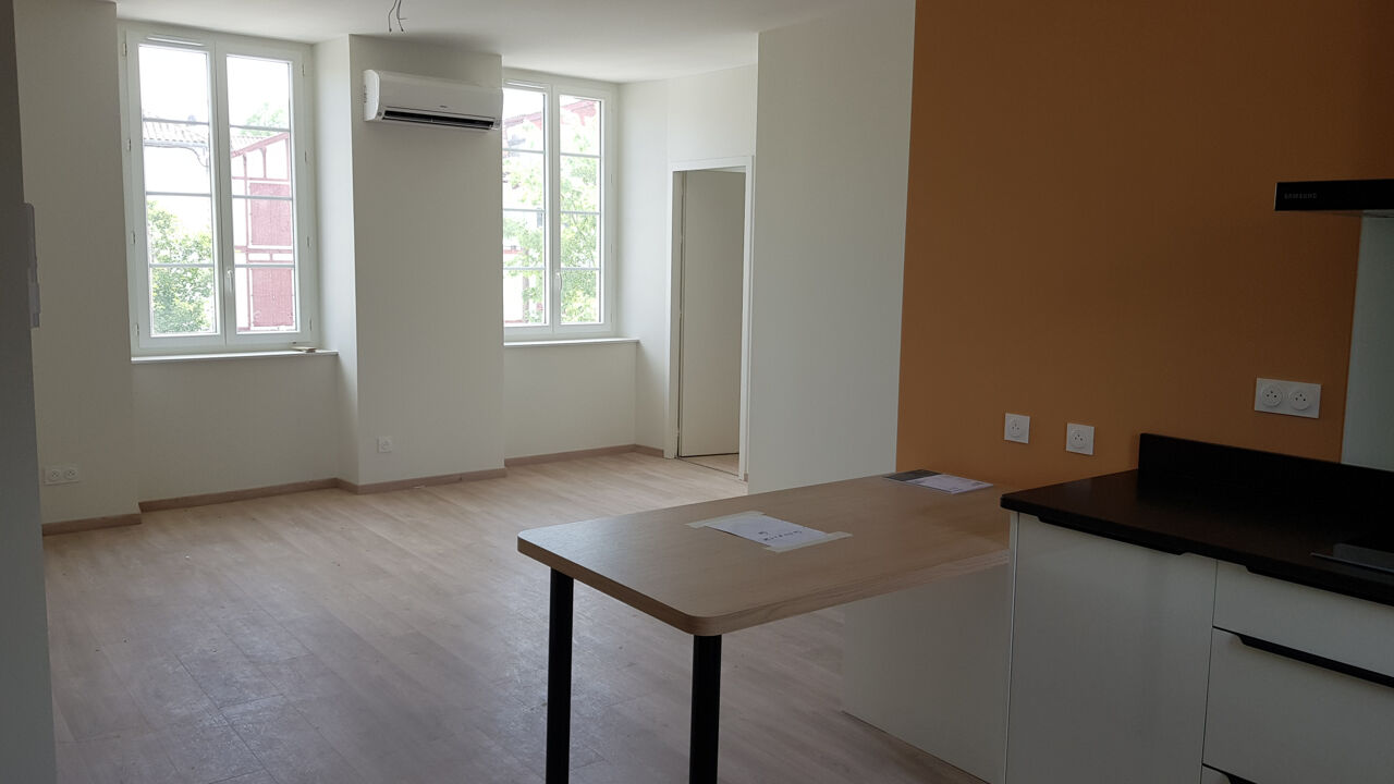 appartement 3 pièces 55 m2 à louer à Saint-Palais (64120)