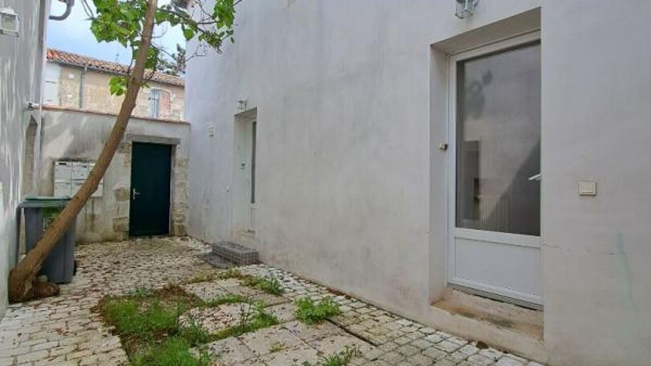 immeuble  pièces 220 m2 à vendre à Saint-Martin-de-Ré (17410)