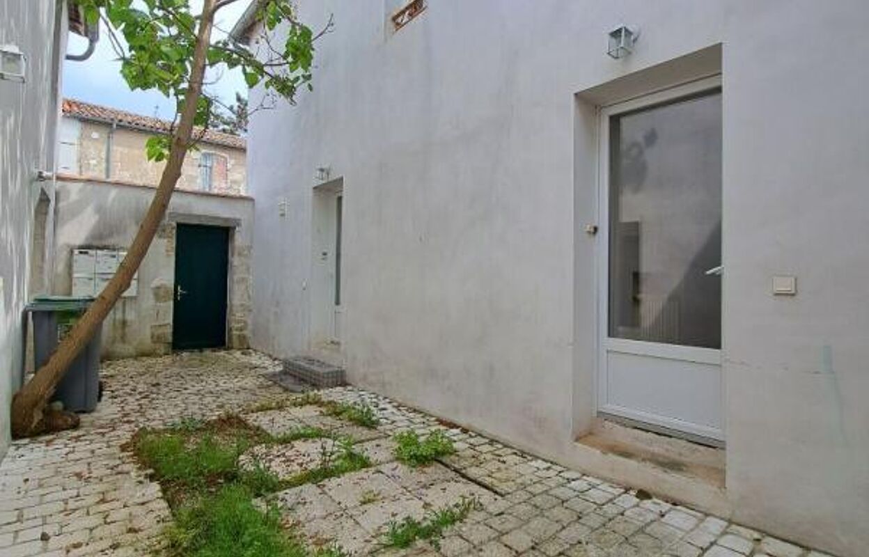 immeuble  pièces 220 m2 à vendre à Saint-Martin-de-Ré (17410)