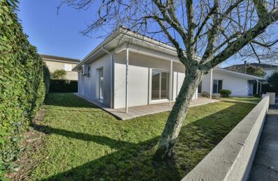 location maison 2 830 € CC /mois à proximité de Léognan (33850)