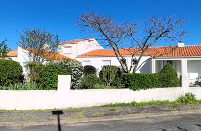 vente maison 405 000 € à proximité de Saint-Mard (17700)