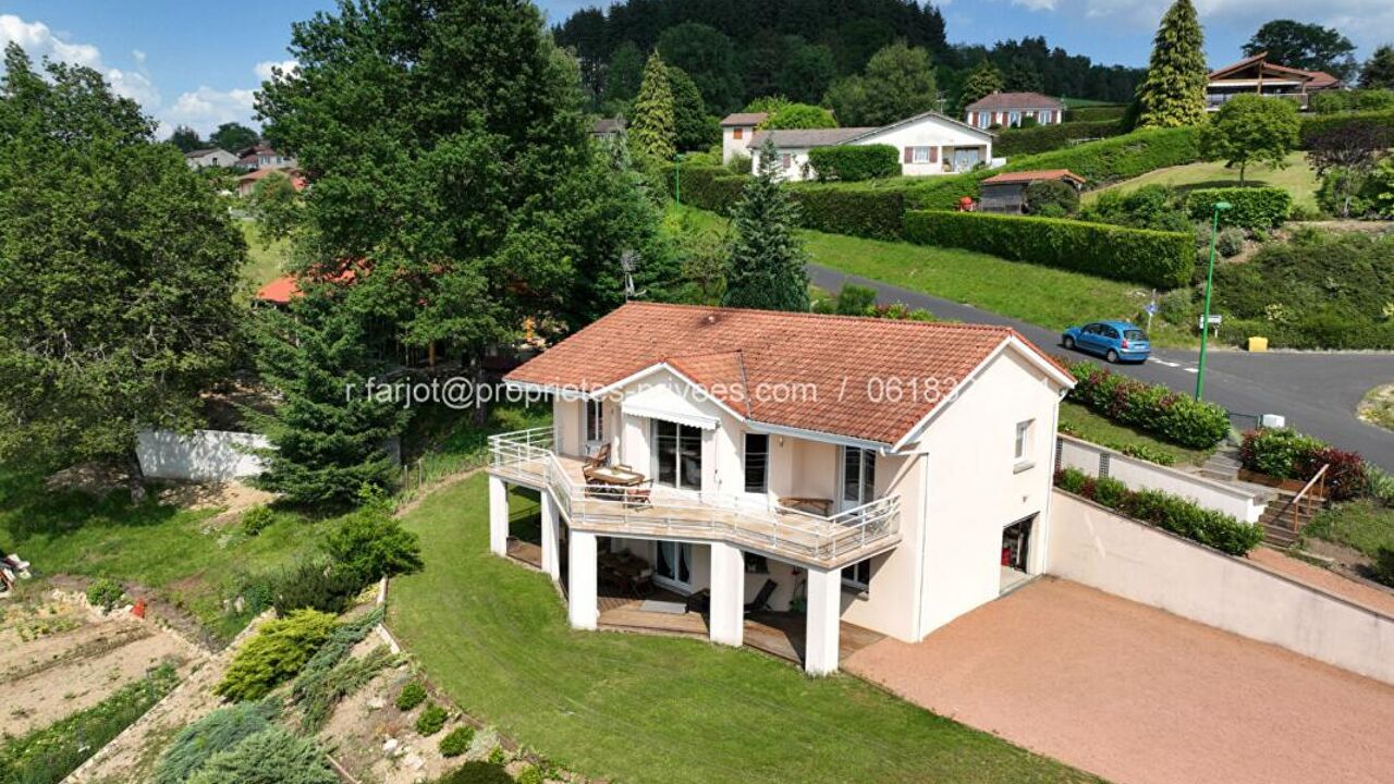 maison 6 pièces 158 m2 à vendre à Saint-Rémy-sur-Durolle (63550)