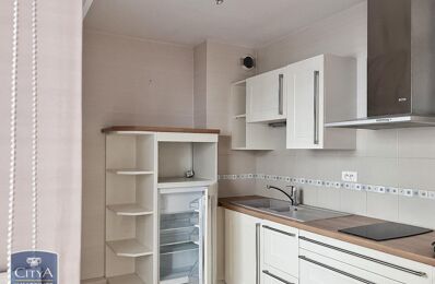 location appartement 1 950 € CC /mois à proximité de Le Fresne-sur-Loire (49123)