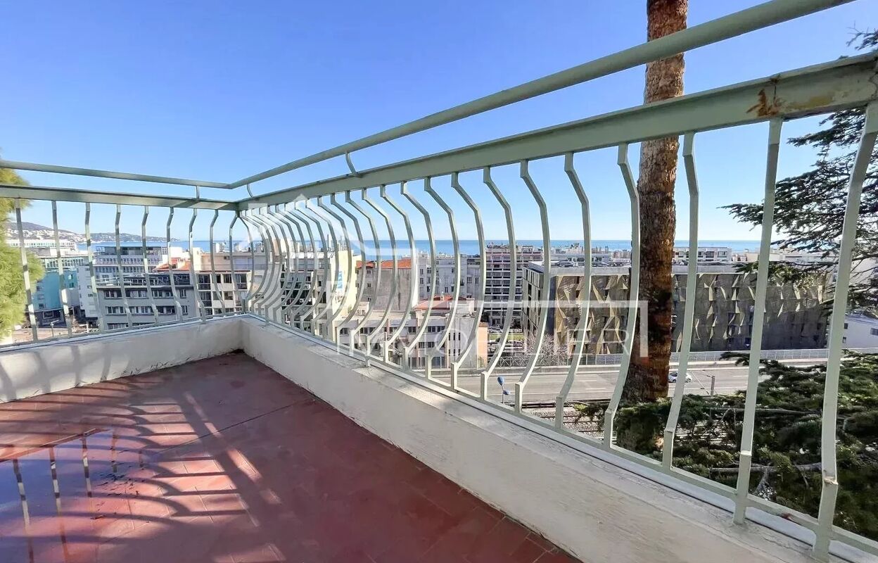 appartement 2 pièces 44 m2 à vendre à Nice (06200)