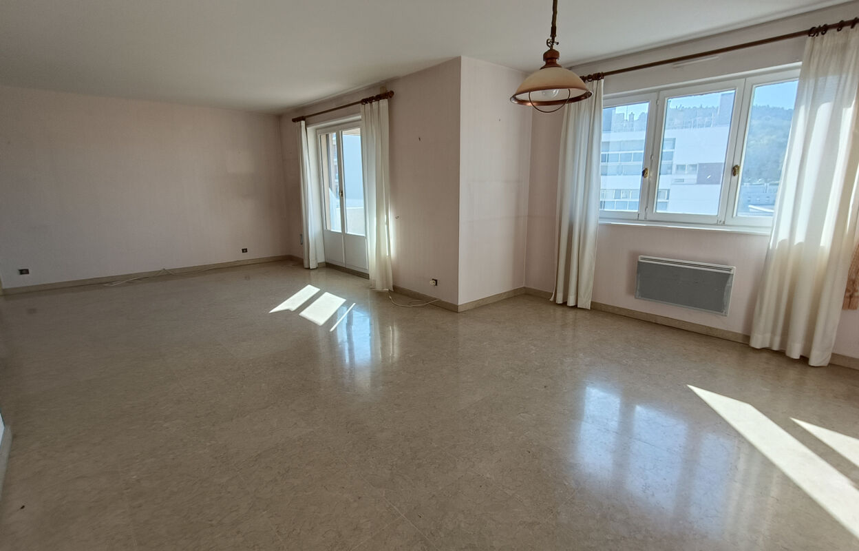 appartement 5 pièces 107 m2 à vendre à Saint-Étienne (42000)