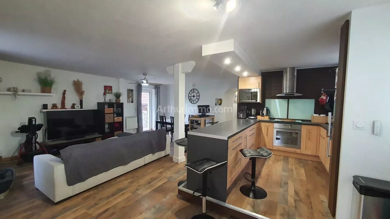 appartement 3 pièces 89 m2 à vendre à Saint-Genix-sur-Guiers (73240)