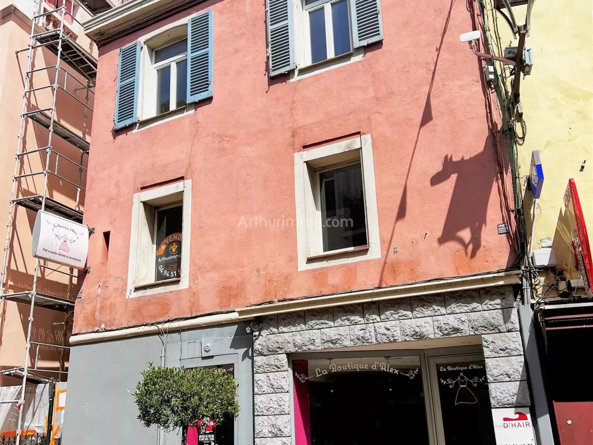 Vente Maison 84m² 3 Pièces à Fréjus (83600) - Agence A.G.I